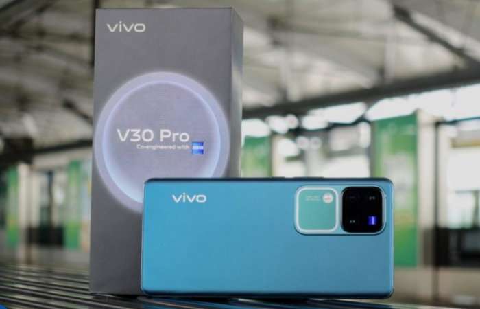 Review Vivo V30 Pro: 4 Sensor 50MP ZEISS, Smartphone Tipis dengan Kamera Terbaik Review Vivo V30 Pro: 4 Sensor 50MP ZEISS, Smartphone Tipis dengan Kamera Terbaik
